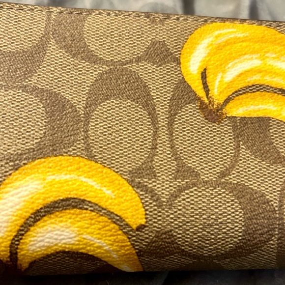 Coach Medium Corner  Signature Canvas Host picked 2xBest bag 7/24 &727&12/14 - Picture 3 of 8